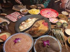 -萍姐火锅·公路夜市(武汉首店)