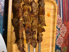 -乡村馕坑肉·烧烤·新疆菜·本地人更爱吃(阿勒泰首店)