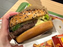 菠萝安格斯-麦当劳(民盈·国贸城店)