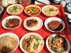 -蓝田九大碗民俗食府(蓝田店)