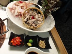 -洪氏嗨捞·猪肚鸡火锅(阳光天地店)