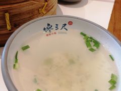 -馋三尺蟹粉小笼(人民广场店)