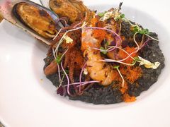 -FLOVIE FLORIST CAFE