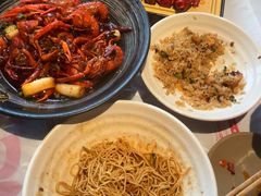 -肥肥虾庄·金牌油焖大虾(杨园滨江时代walk店)