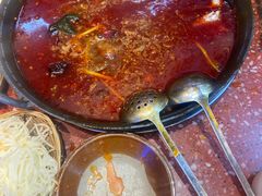 -赵美丽·重庆社区火锅·直营店(火车东站·中豪国际店)