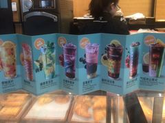 -星巴克臻选(惠州华贸天地1楼店)