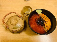 海胆鱼籽盖饭-鱼真(うおまさ)