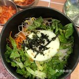 「芝士火腿辛拉面」他的火腿是像港式的午餐肉那样