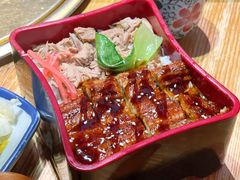鳗鱼金枪鱼双拼饭-一井烧肉·活鳗·寿司(望京SOHO店)
