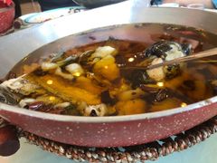 -鑫巴蜀小镇 · 水煮鱼专研店(玉桥店)