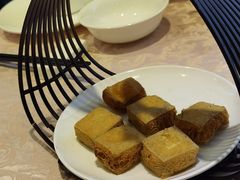 酥皮臭豆腐-绍兴饭店(大宁店)