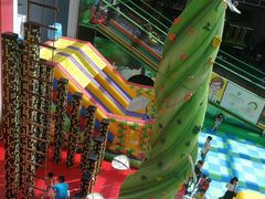 -蒙特利亲子乐园