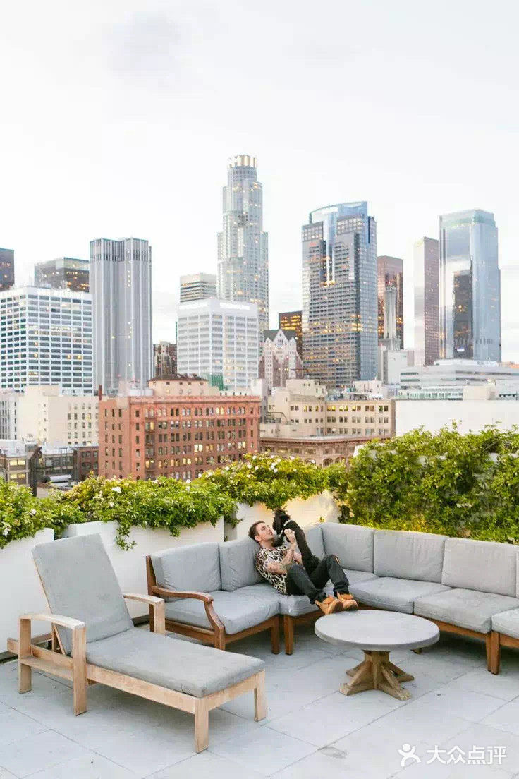 今日分享[礼花]为什么我要买顶楼？