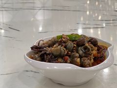 -凤凰路何眼镜香辣蟹(花果园店)