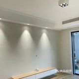简简单单的白色搭配原木色，干净温馨配色，给人温暖的感觉