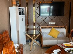 -东湖食堂·湖景餐厅•会议