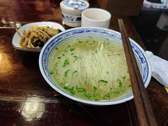 -同得兴 Since·1995 传统苏式面馆(嘉馀坊店)