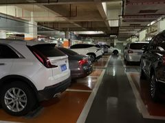 -上海电影广场-地下停车场
