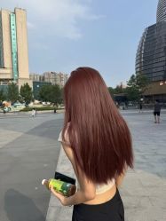 -镁连社·美联社
