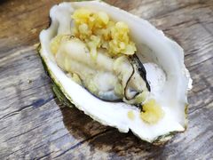 炭烧蒜蓉生蚝-贞姨美食·老字号海鲜大排档