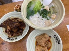 -熊大师牛羊粉(红谷凯旋店)