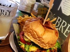 素食汉堡（午餐特别）-Liberty Brewing Co·曼哈顿餐吧