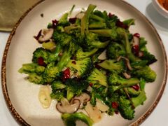 炝炒西兰花-宏达老菜馆(东安街店)