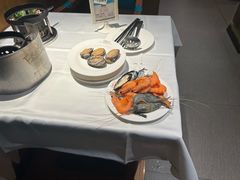 -领鲜活海鲜榴莲自助火锅(东门店)