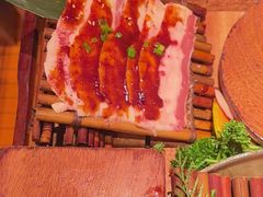 -轻烧烤肉(光谷步行街店)