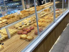 -焙丽拾光(麦凯乐直营店)