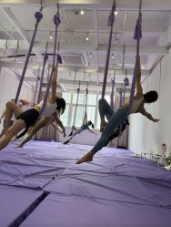 -亚太瑜伽普拉提学院