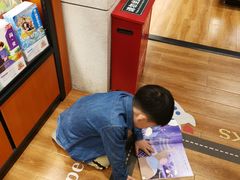 -西西弗书店&矢量咖啡(凯德晶萃广场店)