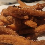 筱爷叔的菜，我比较喜欢蟹炒年糕，熏鱼等有江浙特色的