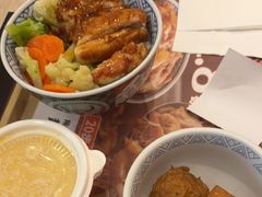 -吉野家(秀谷店)