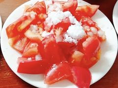 凉拌西红柿-宝瑞门钉肉饼店