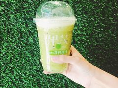 -沪上阿姨鲜果茶(世茂广场宽厚里店)