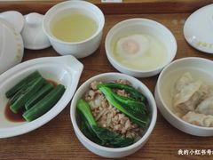 -雪梅月子中心(华侨城店)