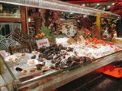 -四海一家自助餐(益田假日广场店)