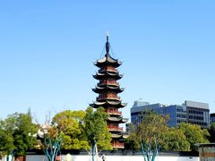 -龙华寺