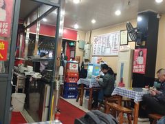 大堂-潘国仙耳光馄饨(黄家阙路店)