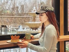 -潮一不贰·法式甜品·生日蛋糕·西式简餐(外滩店)