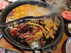 -周小明火锅(黑金冠社区店)