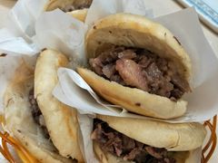-闫家驴肉老店(华电一校店)