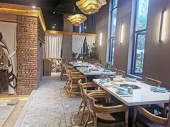 -墨居上隐·院子里火锅(峨眉店)