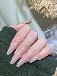 -NEW LOOK-绿麓 · 美甲美睫脱毛工作室