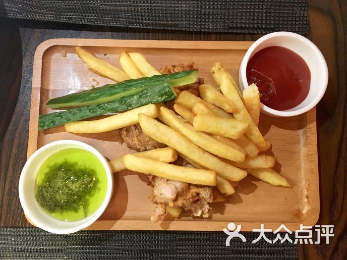 百特喜·鹅肝比萨(步步高新天地店)炸鸡薯条图片 - 第6张