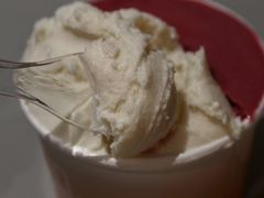 烤松子-Dip in Gelato(富民路店)