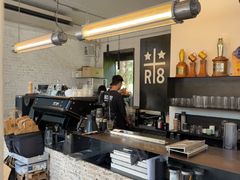 -Roast8ry Coffee Lab