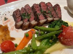 -普朗姆生蚝牛排馆 The Plump Oyster(成都摩方购物中心店)