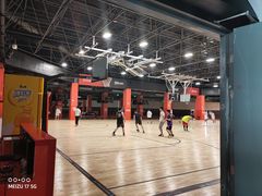 -洛克公园美式运动体验馆(唯品会合肥蜀山城市奥莱店)